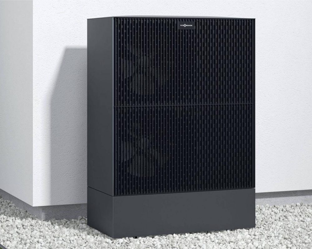 Vitocal-25X-A-outdoor-unit-with-design-floor-console-16-9 (1)